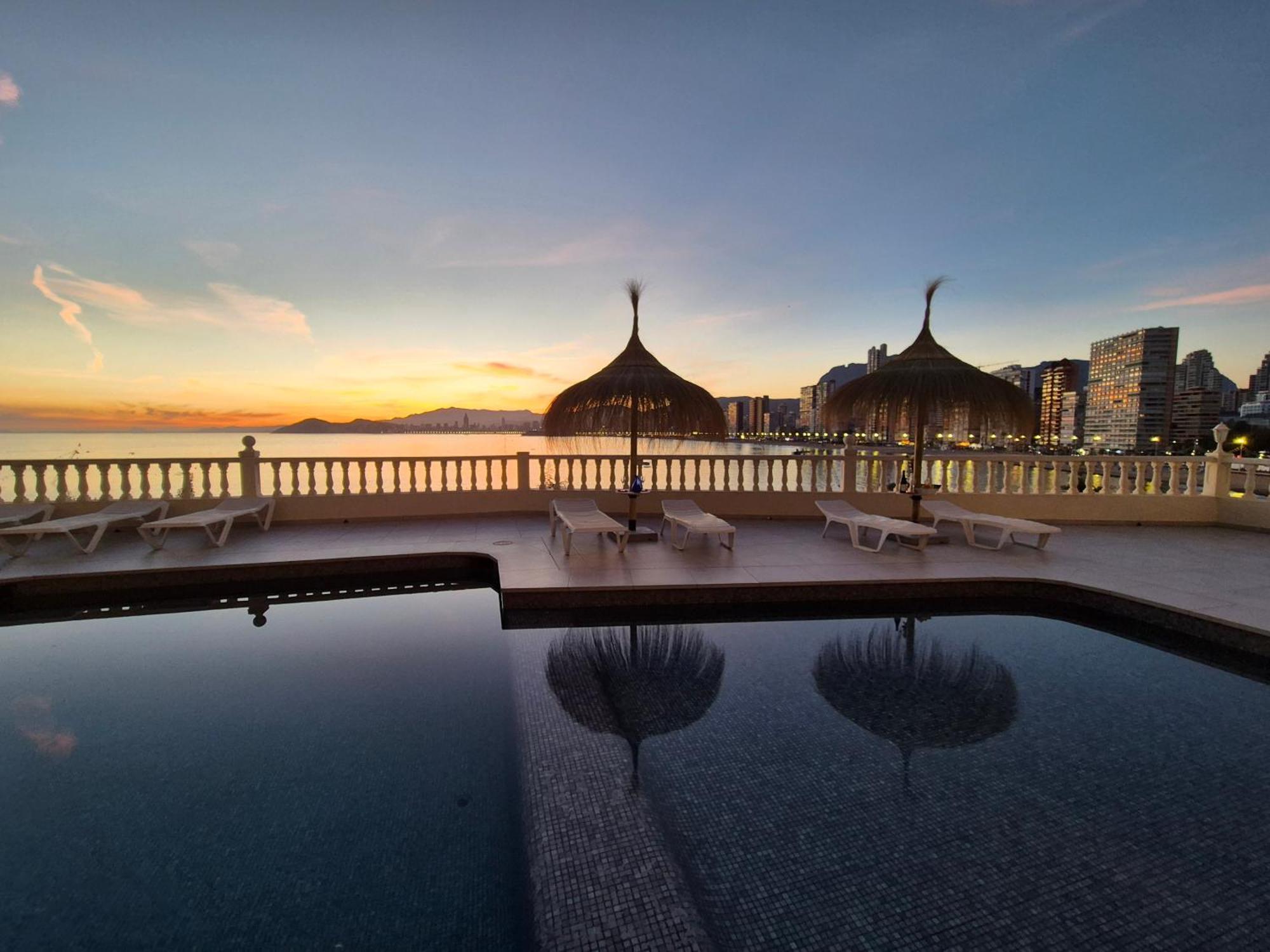 Апартаменты Portofino Playa Бенидорм Экстерьер фото